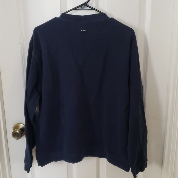 ⭐ Nike Navy Blue Thick Long Sleeve Shirt Size Large - Picture 2 of 10